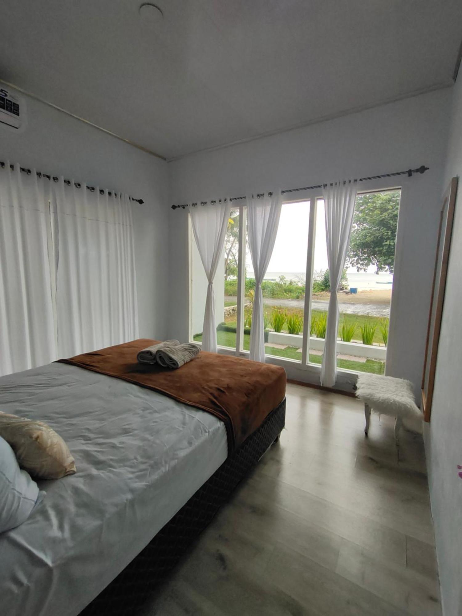 Stella Villa Ngurbloat Exterior foto